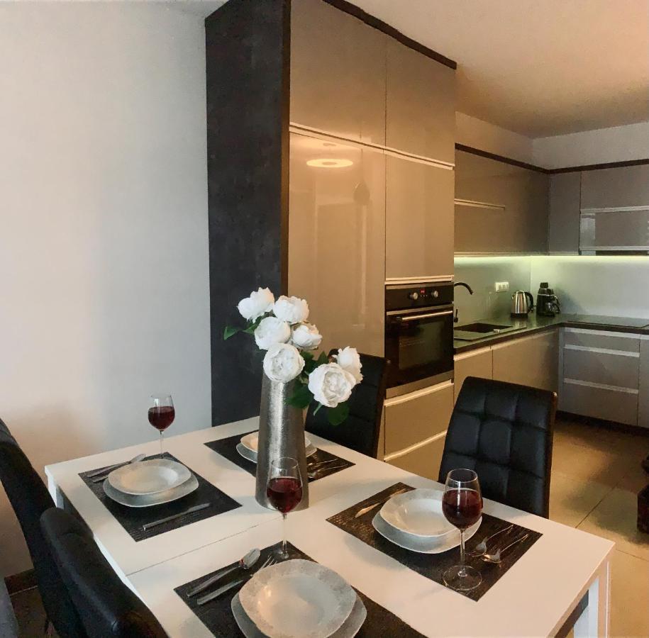 Downtown Apartments Family&Friends Rzeszów Extérieur photo