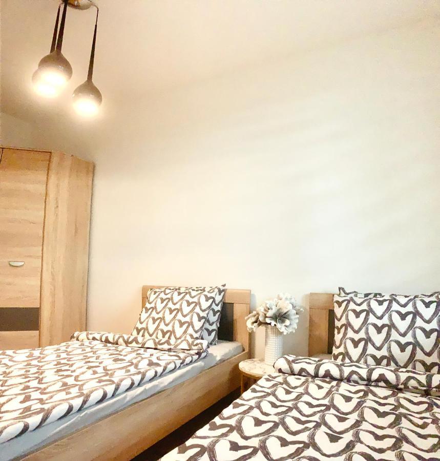 Downtown Apartments Family&Friends Rzeszów Extérieur photo