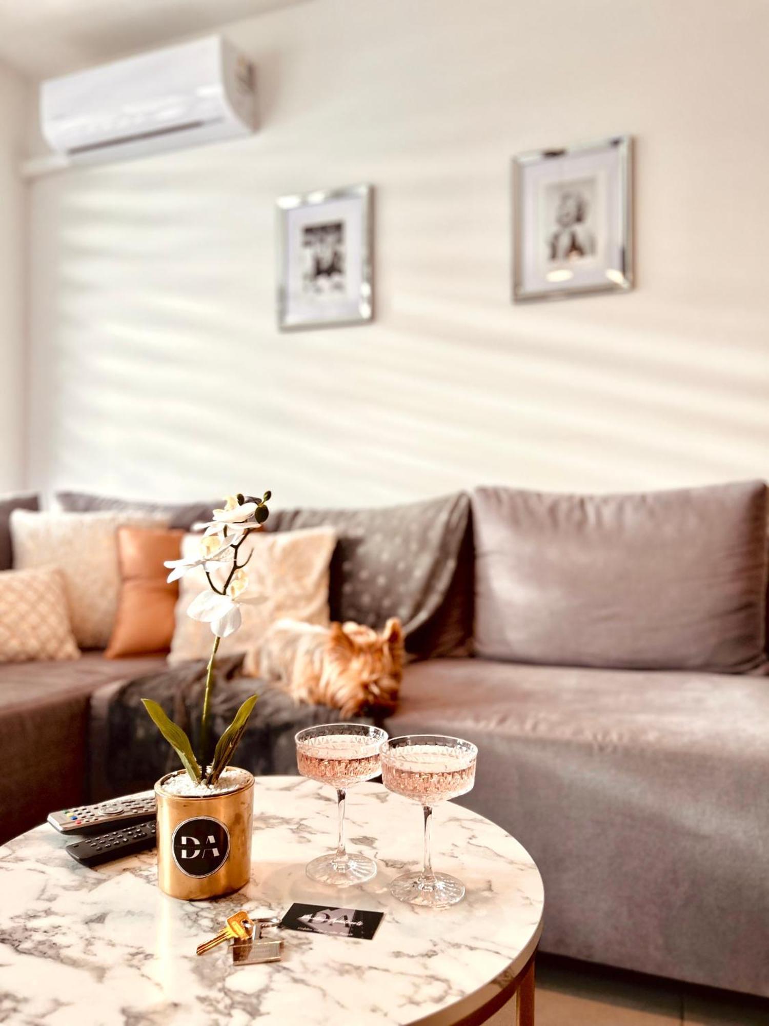 Downtown Apartments Family&Friends Rzeszów Extérieur photo